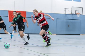 Bild 349 - C-Juniorinnen Loewinnen Cup